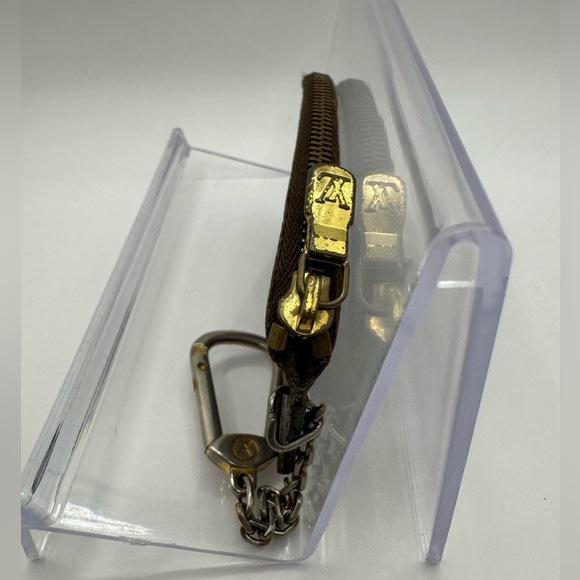 Louis Vuitton Vintage Monogram Coin/Key Case - Picture 3 of 6